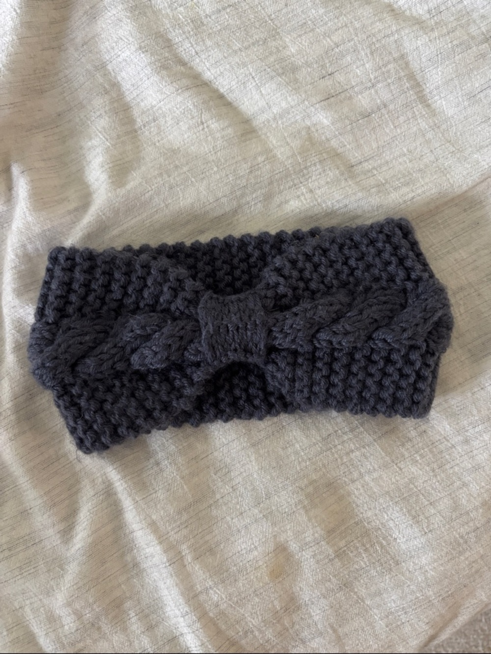 Handknit Cable Bow Headband - Charcoal Gray